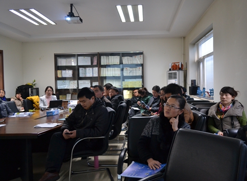 東方生態(tài)參會人員參加培訓(xùn)